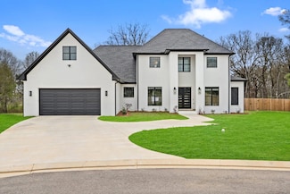 1629 Clubside Dr, Tupelo, MS 38801