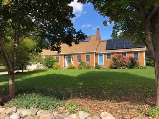 139 Jericho St, White River Junction, VT 05001