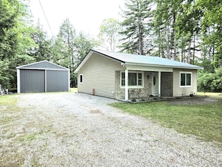 2568 E Mctaggart Dr, Mikado, MI 48745