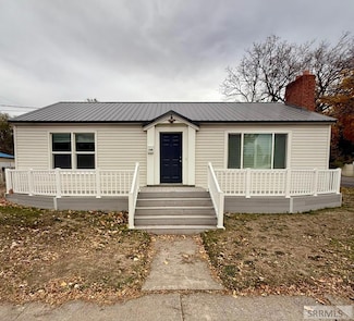 1699 Calkins Ave, Idaho Falls, ID 83402