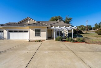 17890 Pesante Rd, Salinas, CA 93907