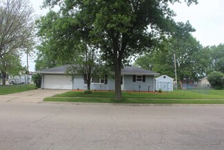 1612 S Chatham St, Janesville, WI 53546