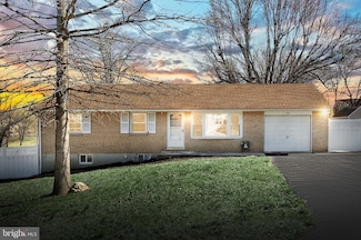 49 Water St, New Salem Borough, PA 17408
