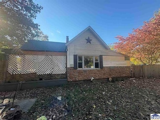 2334 5th Ave, Terre Haute, IN 47807