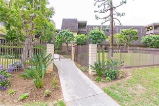 3933 N Virginia Rd Unit 206, Long Beach, CA 90807
