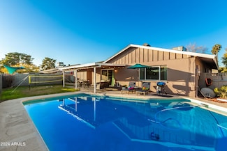 1645 E Manhatton Dr, Tempe, AZ 85282