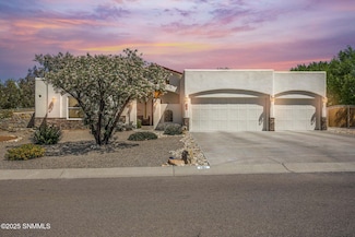 151 Red Deer Ct, Las Cruces, NM 88007