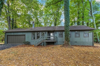 6900 Harpervalley Ln, Clemmons, NC 27012