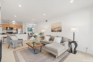 688 Mariners Island Blvd Unit 207, San Mateo, CA 94404