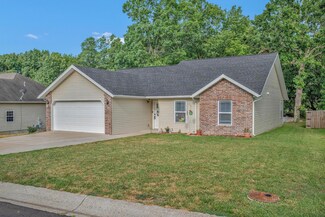 527 Breckenridge St, Neosho, MO 64850