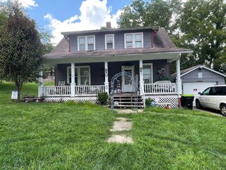 36 Madison Ave S, Pulaski, VA 24301