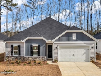 635 Blackthorne Cir, Ocean Isle Beach, NC 28467