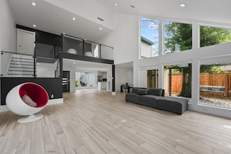 10034 Briar Forest Dr, Houston, TX 77042