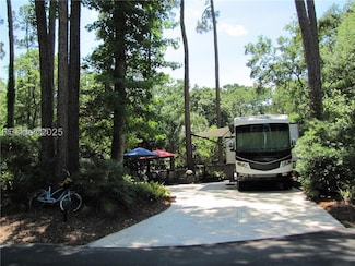 91 Arrow Rd, Hilton Head Island, SC 29928