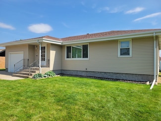929 20th St, Columbus, NE 68601