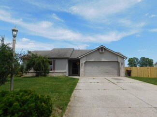840 Wheatfield Ct, Churubusco, IN 46723