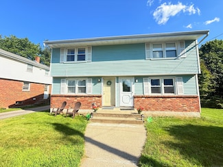 36 Landin St Unit 2, Woodbridge, CT 06525