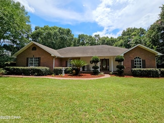 5658 Derby Dr, Milton, FL 32571