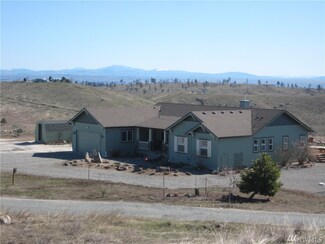 266 Harmony Heights Rd, Brewster, WA 98812