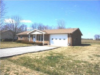 8860 Effinger Rd, Wadesville, IN 47638