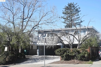 4327 Montgomery St, Oakland, CA 94611
