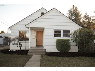 7524 NE Morris St, Portland, OR 97213