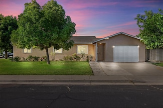 2146 Virginia Ave, Livingston, CA 95334