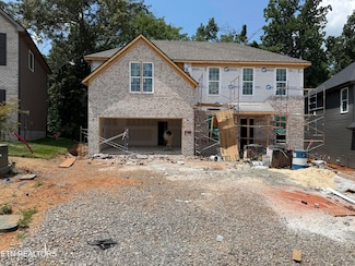 3527 Crimson Cir, Maryville, TN 37801