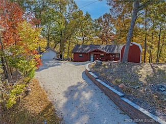 238 Capricorn Ln, Linn Creek, MO 65052