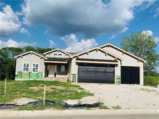 10519 N Liberty St, Kansas City, MO 64155
