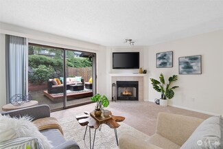 4018 S 158th St Unit F, Tukwila, WA 98188