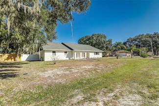 3415 Peacock Ln, Mulberry, FL 33860