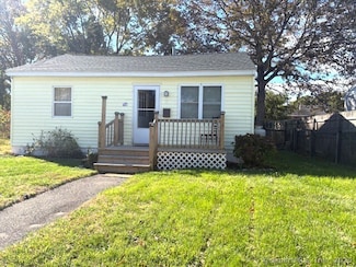 147 Midway Oval, Groton, CT 06340