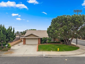 4005 Royal Dr, Carlsbad, CA 92008