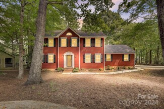 9627 Rainbow Forest Dr, Charlotte, NC 28277