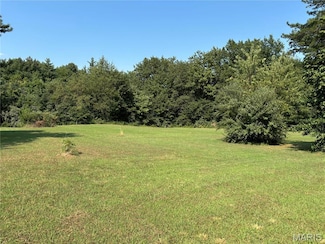 148 Bunny Trail, Carlyle, IL 62231