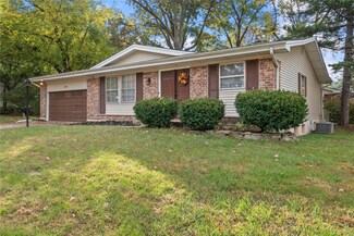 4304 Metarus Dr, Florissant, MO 63033
