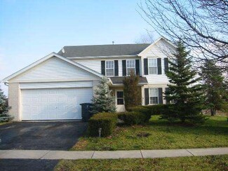 2315 Lotus Dr, Round Lake Heights, IL 60073