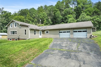 6725 State Route 224, Cayuta, NY 14824