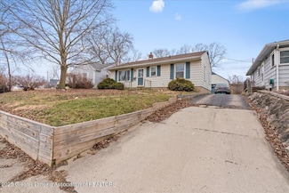 523 Hamilton Ave, Lansing, MI 48910