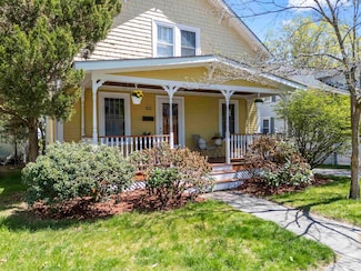 65 Ray St, Manchester, NH 03104