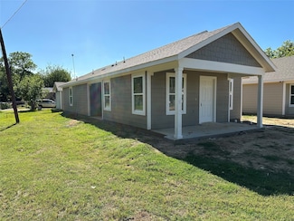 318 SW 14th St, Mineral Wells, TX 76067
