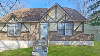 3017 Iva Dr, Independence, MO 64057