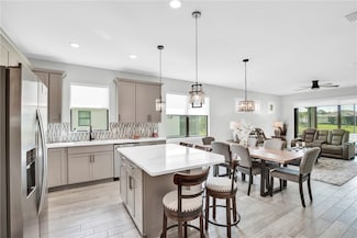 4028 Basket Oak Cir, Vero Beach, FL 32967