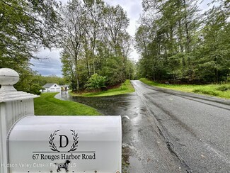 67 Rogue Harbor Rd, Kerhonkson, NY 12446