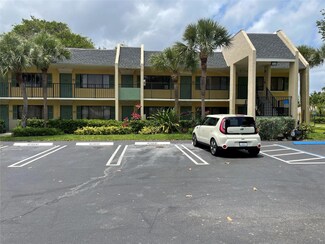 1617 Meadows Cir W Unit 1617, Boynton Beach, FL 33436
