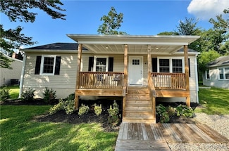 425 S 20th Ave, Hopewell, VA 23860
