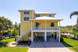 6802 68th Ave E, Bradenton, FL 34203
