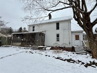 19 2nd St, Marianna, PA 15345