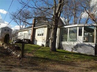 2 Florence St, Wareham, MA 02571